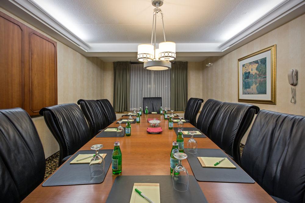 Fairfield Inn & Suites Springfield Enfield Esterno foto