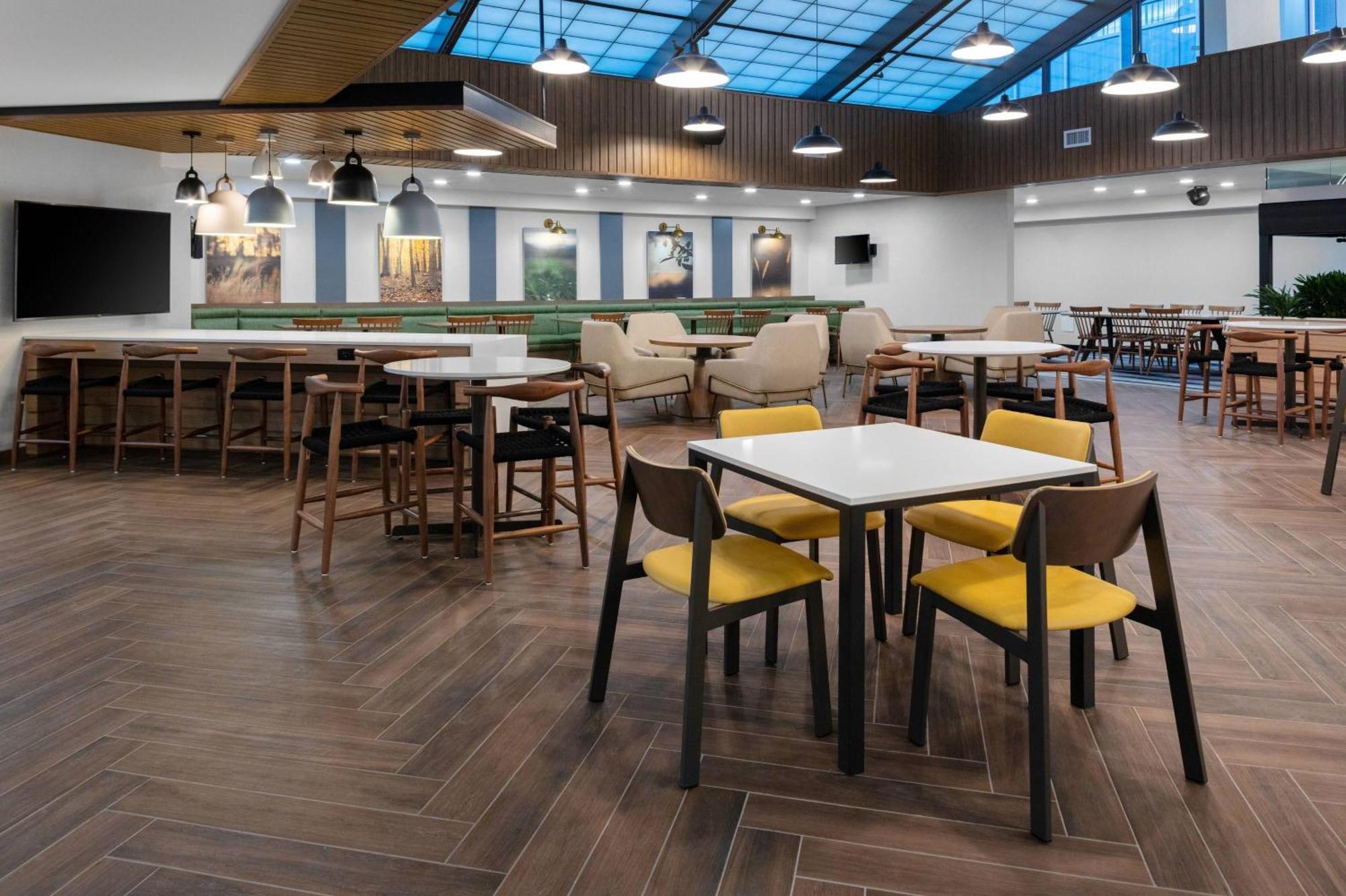 Fairfield Inn & Suites Springfield Enfield Esterno foto