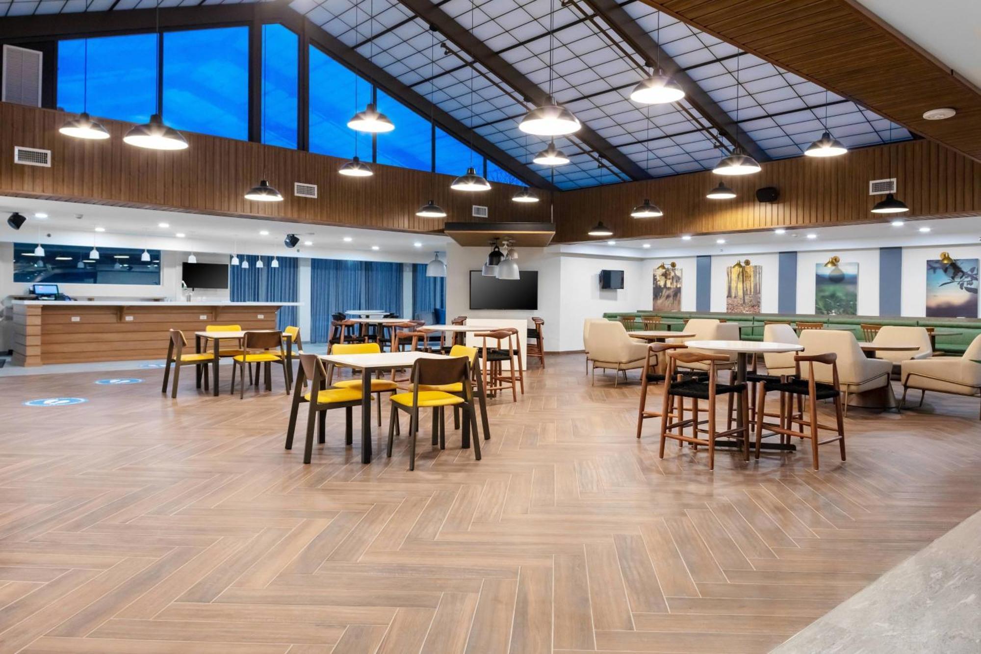 Fairfield Inn & Suites Springfield Enfield Esterno foto