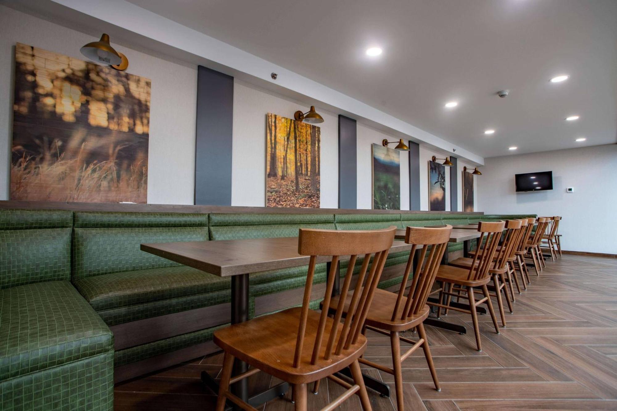Fairfield Inn & Suites Springfield Enfield Esterno foto